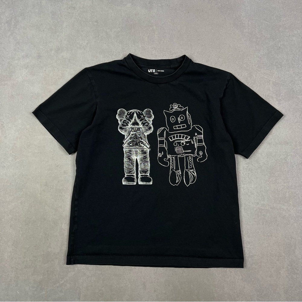 Kaws Uniqlo Tee